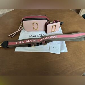 Marc Jacobs Snapshot Crossbody Bag and Wallet